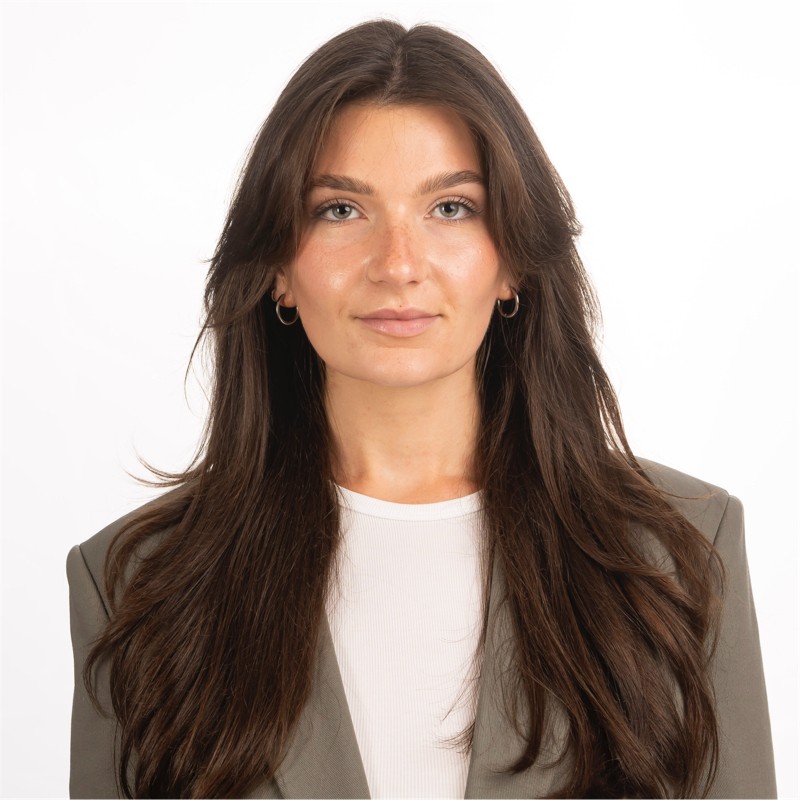 Headshot of Caitlin Schimmel